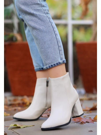 Biya Bej Cilt Topuklu Bot Biya Bej Cilt Topuklu Bot