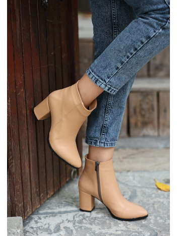 Biya Krem Cilt Topuklu Bot