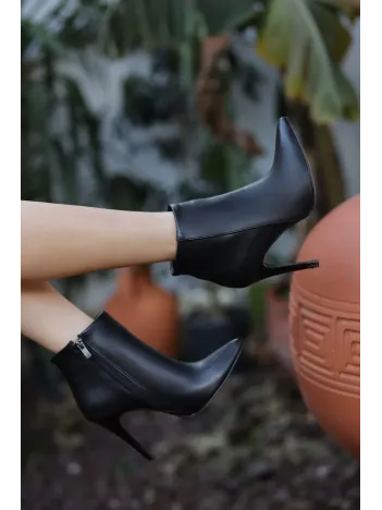 Blan Siyah Cilt Topuklu Bot Blan Siyah Cilt Topuklu Bot