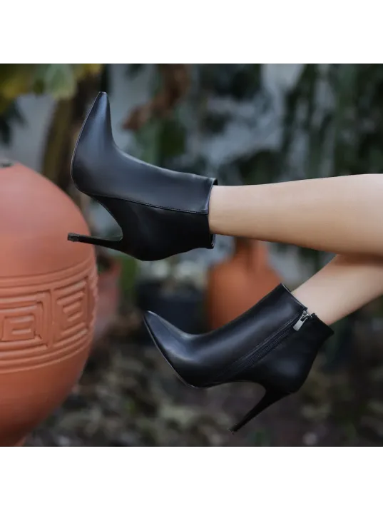 Blan Siyah Cilt Topuklu Bot Blan Siyah Cilt Topuklu Bot