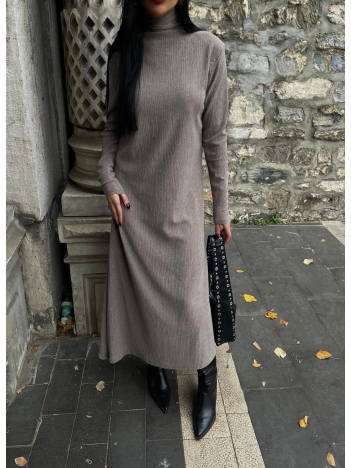 Boğazlı kalın bürümcük uzun elbise vizon Boğazlı kalın bürümcük uzun elbise vizon