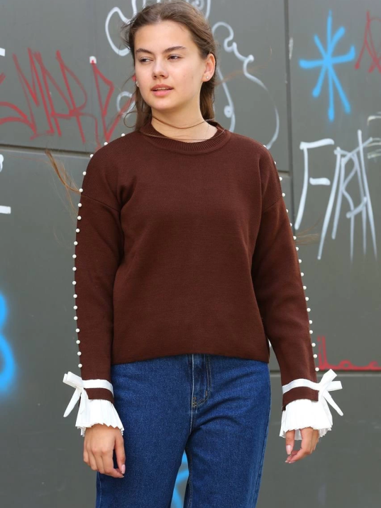 Boncuklu bile detaylı kazak kahve Boncuklu bile detaylı kazak kahve