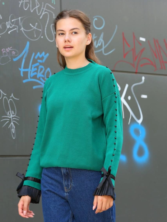 Boncuklu bile detaylı kazak petrol yeşili Boncuklu bile detaylı kazak petrol yeşili