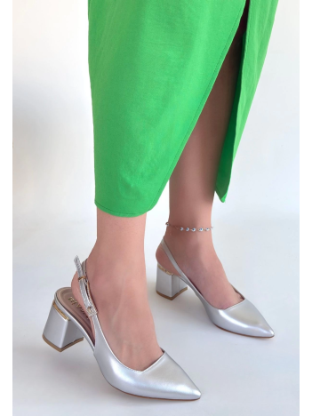 Buant Gümüş Cilt Topuklu Ayakkabı Buant Gümüş Cilt Topuklu Ayakkabı