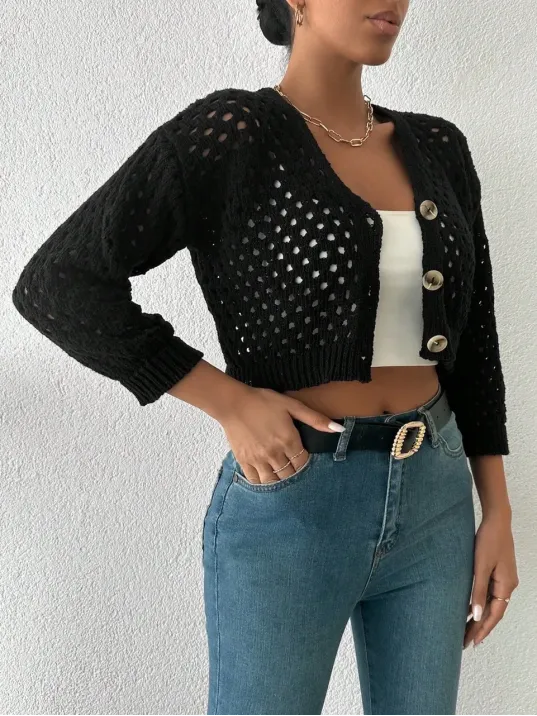Büyük Düğmeli Delikli Hırka Siyah