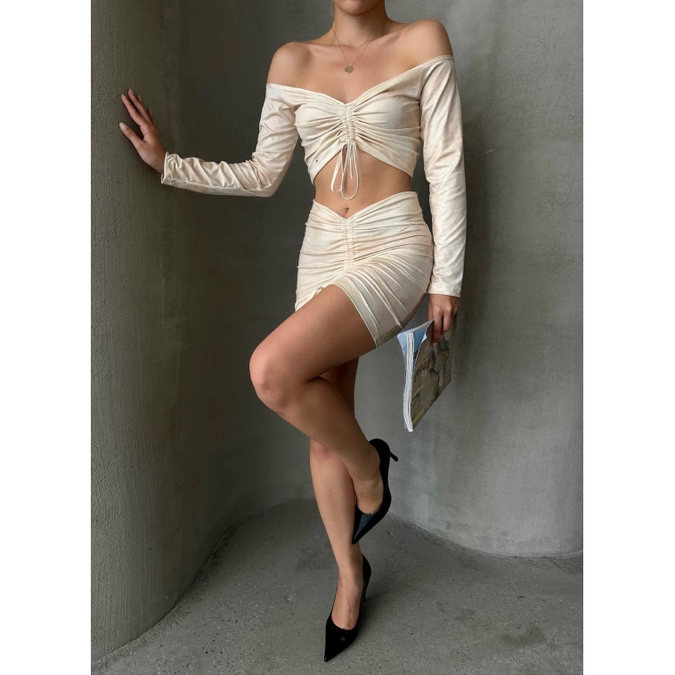 Büzgülü etek bluz takım bej s24709 Büzgülü etek bluz takım bej s24709