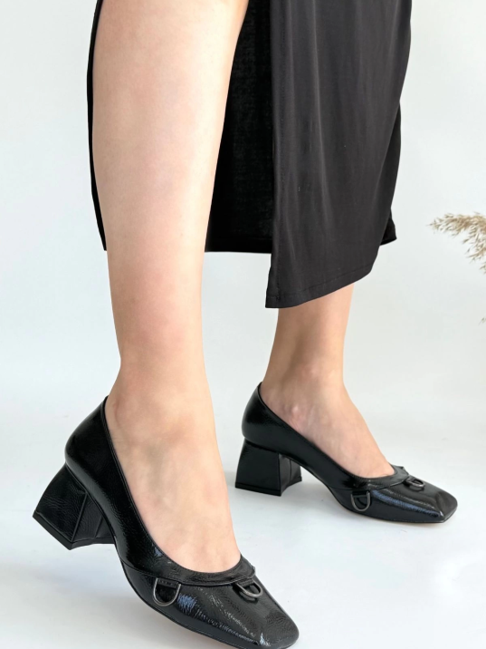 Cande Siyah Rugan Topuklu Ayakkabı Cande Siyah Rugan Topuklu Ayakkabı