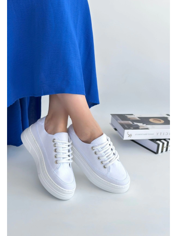 Carin Beyaz Keten Bağcıklı Spor Ayakkabı Carin Beyaz Keten Bağcıklı Spor Ayakkabı