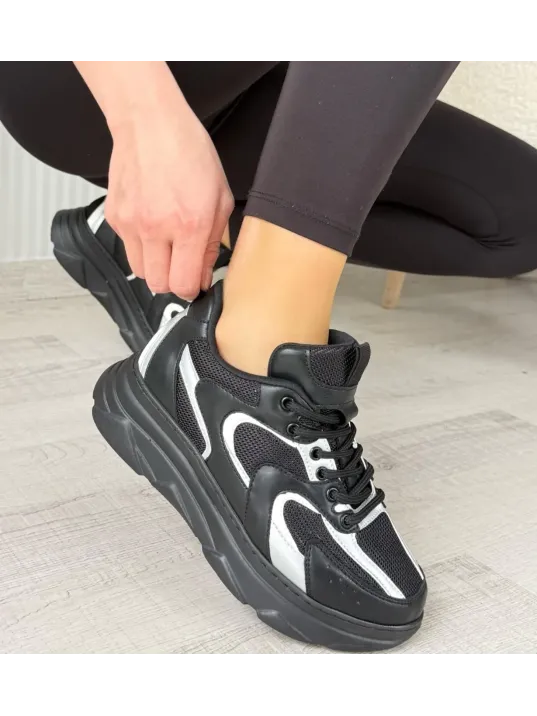 Cata Siyah Cilt Beyaz Detaylı Spor Ayakkabı