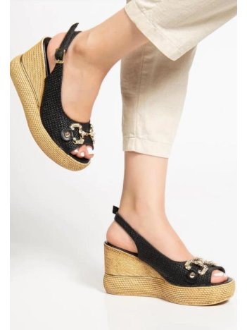 Caver Siyah Cilt Dolgu Topuk Sandalet Caver Siyah Cilt Dolgu Topuk Sandalet