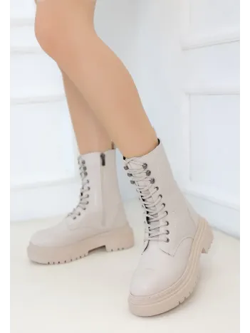 Caxa Bej Cilt Bağcıklı Bot