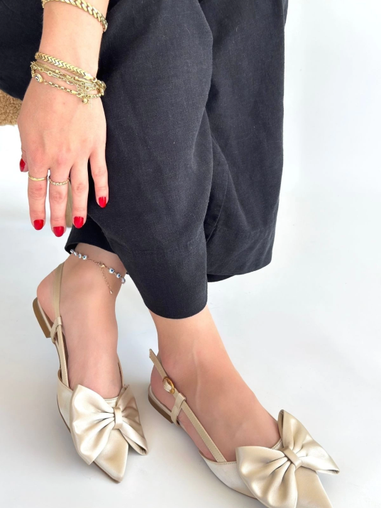 Cenya Bej Saten Babet Ayakkabı Cenya Bej Saten Babet Ayakkabı