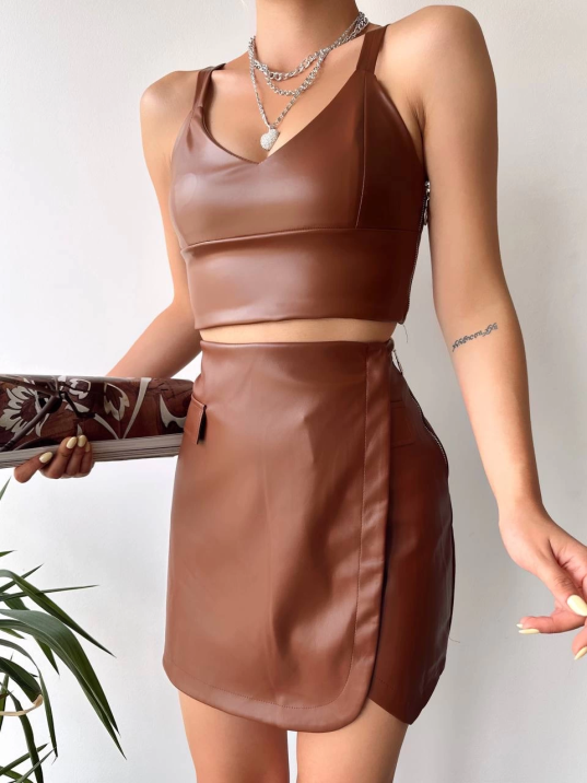 Cep detaylı oval kapaklı deri etek kahve h240048 Cep detaylı oval kapaklı deri etek kahve h240048