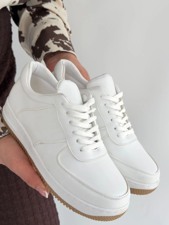 Ceyyan Beyaz Cilt Bağcıklı Spor Ayakkabı Ceyyan Beyaz Cilt Bağcıklı Spor Ayakkabı