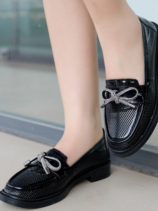 Chay Siyah Rugan Babet Ayakkabı