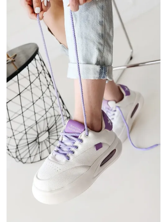 Chris Beyaz Cilt Lila Detaylı Bağcıklı Spor Ayakkabı Chris Beyaz Cilt Lila Detaylı Bağcıklı Spor Ayakkabı
