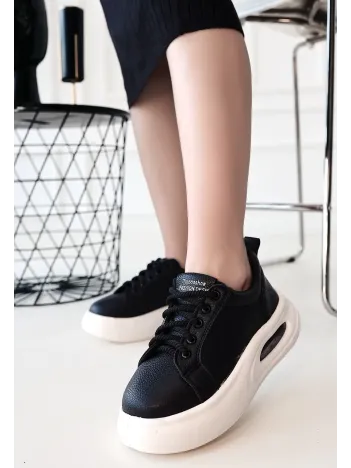 Chris Siyah Cilt Bağcıklı Spor Ayakkabı