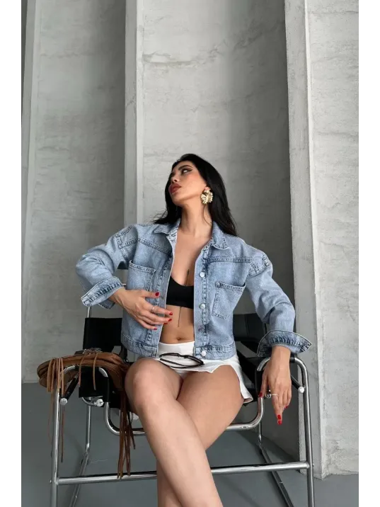 Çift Cepli Kol Katlamalı Kar Yıkama Crop Kot Ceket Mavi D2000