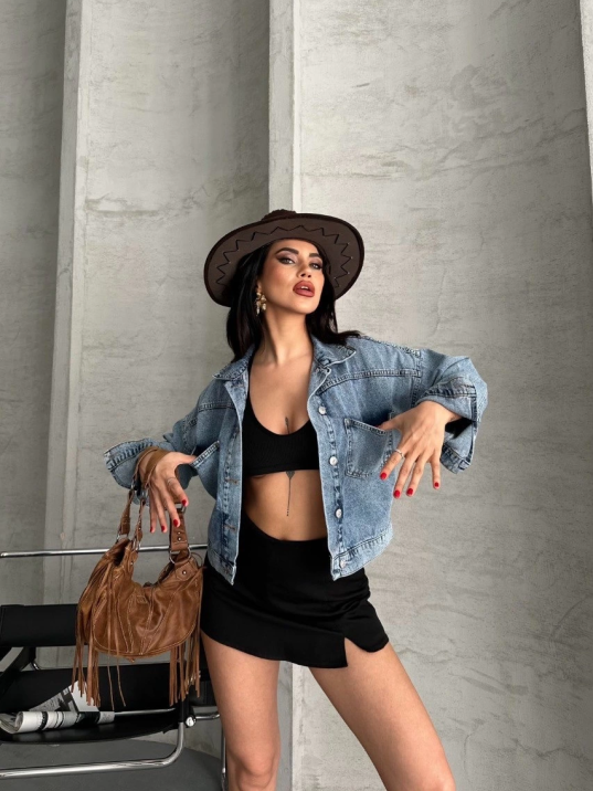 Çift cepli kol katlamalı kar yıkama crop kot ceket mavi d2000 Çift cepli kol katlamalı kar yıkama crop kot ceket mavi d2000