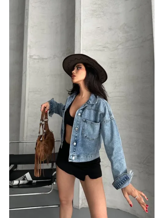 Çift Cepli Kol Katlamalı Kar Yıkama Crop Kot Ceket Mavi D2000