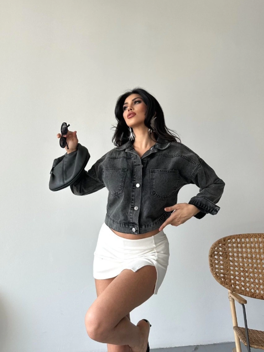 Çift cepli kol katlamalı süper taş enzim yıkama crop kot ceket füme d2000 Çift cepli kol katlamalı süper taş enzim yıkama crop kot ceket füme d2000