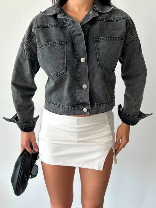 Çift cepli kol katlamalı süper taş enzim yıkama crop kot ceket füme d2000 Çift cepli kol katlamalı süper taş enzim yıkama crop kot ceket füme d2000