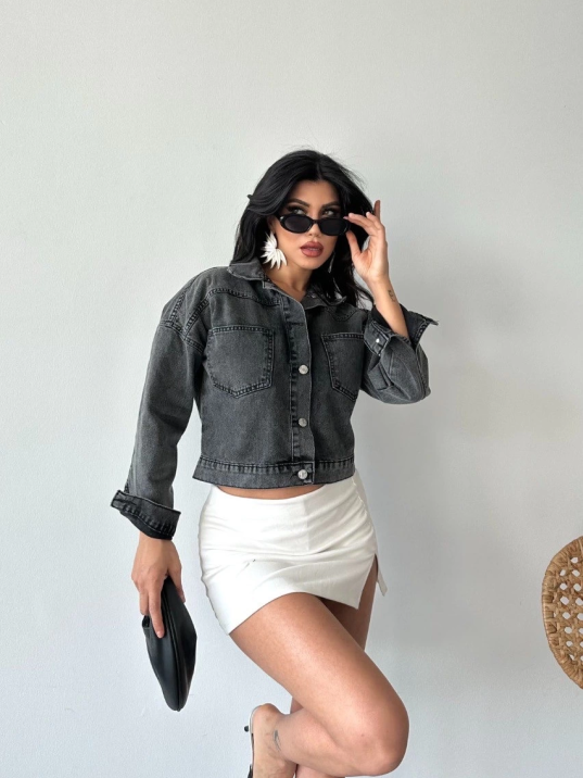 Çift cepli kol katlamalı süper taş enzim yıkama crop kot ceket füme d2000 Çift cepli kol katlamalı süper taş enzim yıkama crop kot ceket füme d2000