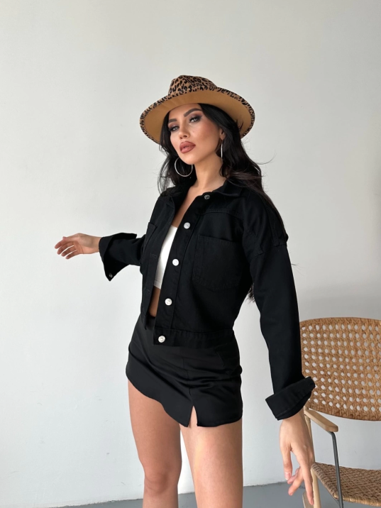 Çift cepli kol katlamalı süper taş enzim yıkamalı crop kot ceket siyah d2000 Çift cepli kol katlamalı süper taş enzim yıkamalı crop kot ceket siyah d2000