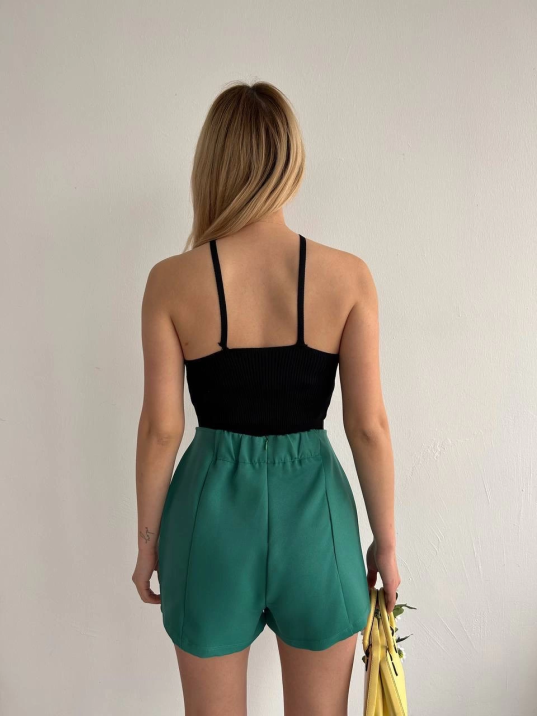 Çift yırtmaçlı atlas şort etek yeşil s240364 Çift yırtmaçlı atlas şort etek yeşil s240364