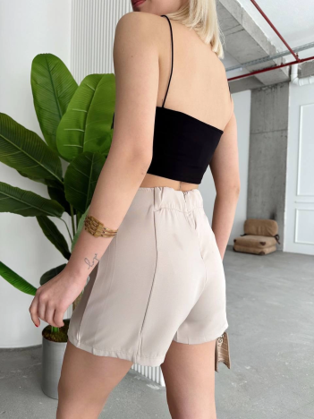Çift yırtmaklı şort etek Çift yırtmaklı şort etek