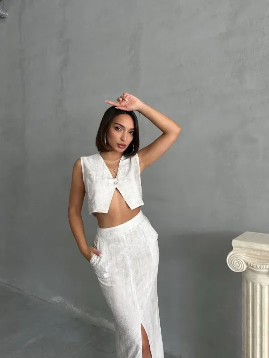 Çilek Takım Etek Yelek Çilek Takım Etek Yelek