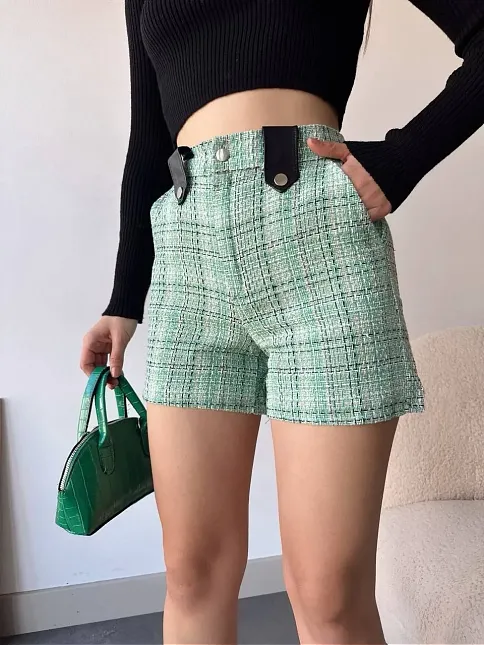Çıtçıtlı Siyah Köprü Tüvit Şort Yeşil