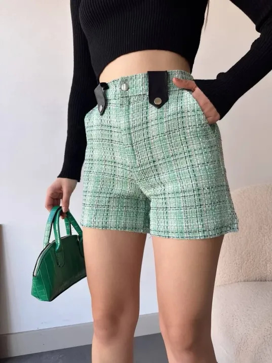 Çıtçıtlı Siyah Köprü Tüvit Şort Yeşil