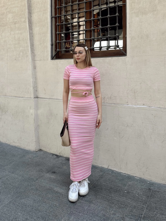 Çizgili etekli takım pembe s3609 Çizgili etekli takım pembe s3609