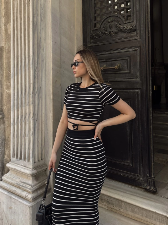 Çizgili etekli takım siyah s3609