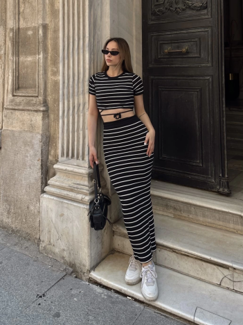 Çizgili etekli takım siyah s3609