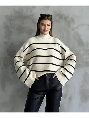 Çizgili İspanyol Kol Triko Boğazlı Kazak Beyaz Elf