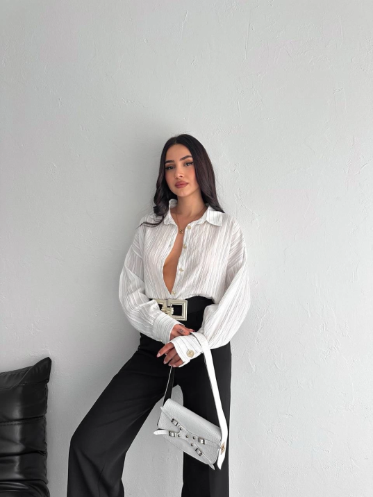 Çizgili oversize gömlek Çizgili oversize gömlek