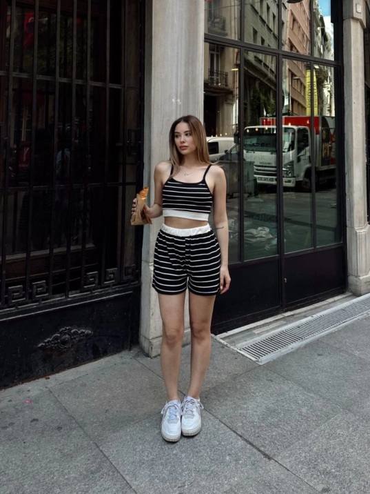 Çizgili şortlu takım siyah s3978 Çizgili şortlu takım siyah s3978