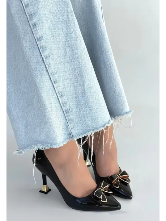 Coby Siyah Rugan Topuklu Ayakkabı Coby Siyah Rugan Topuklu Ayakkabı