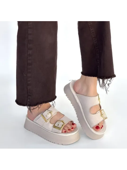 Coer Bej Süet Çift Tokalı Terlik