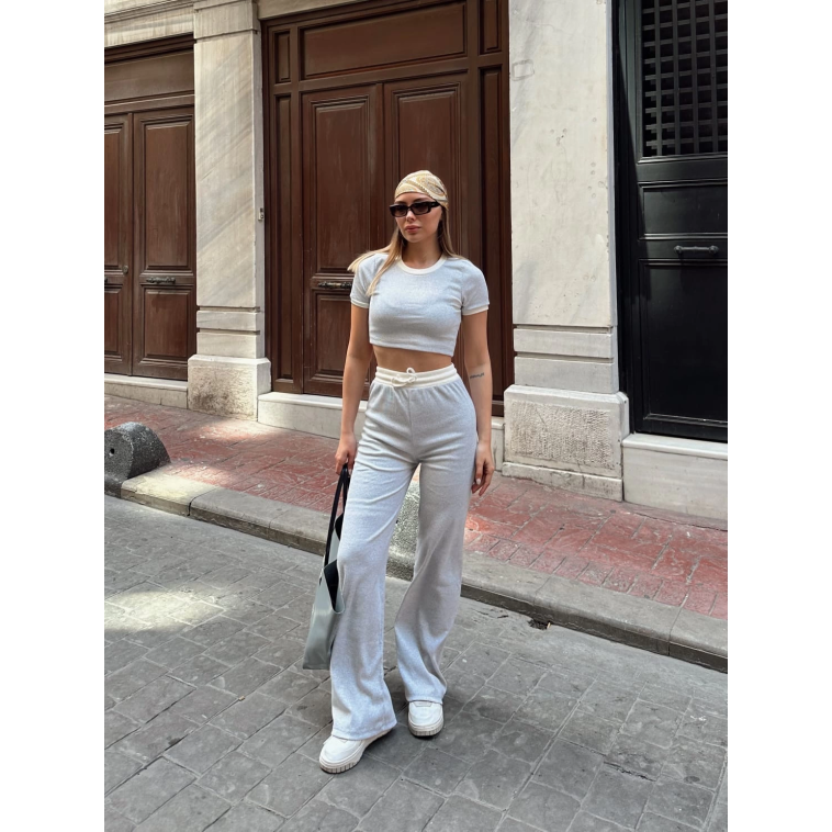 Crop pantolon biyeli takım gri Crop pantolon biyeli takım gri