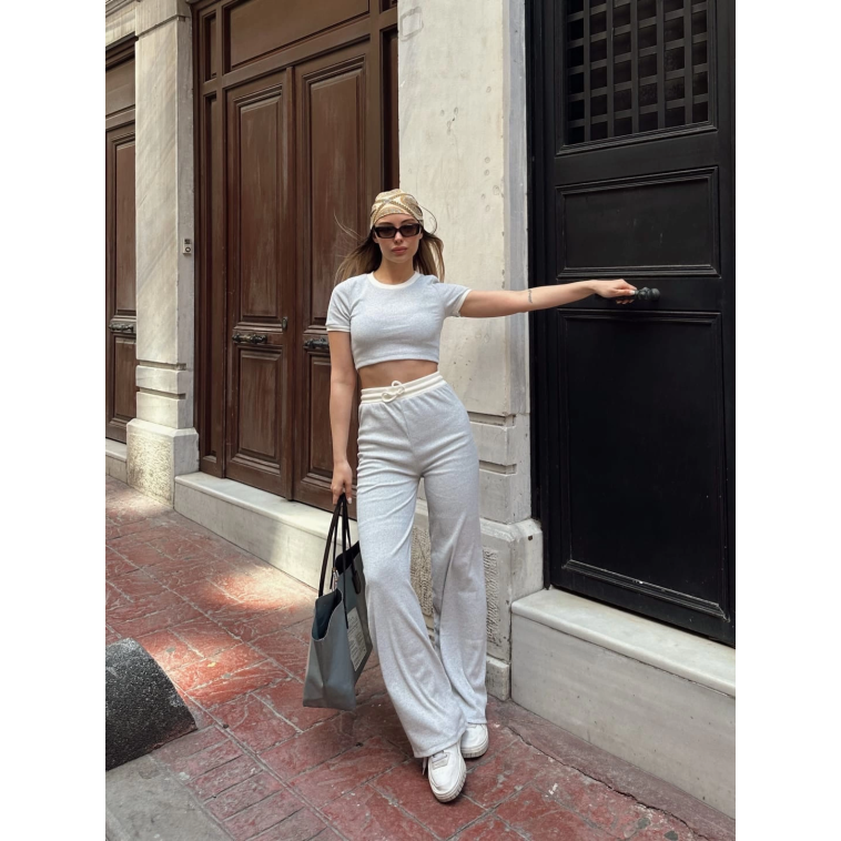 Crop pantolon biyeli takım gri Crop pantolon biyeli takım gri
