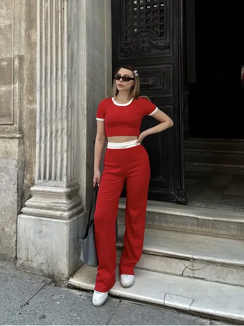 Crop Pantolon Biyeli Takım Kırmızı