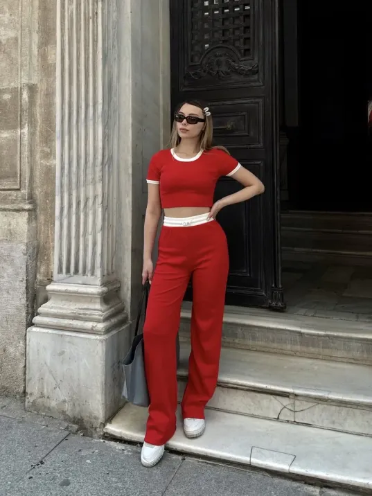 Crop Pantolon Biyeli Takım Kırmızı