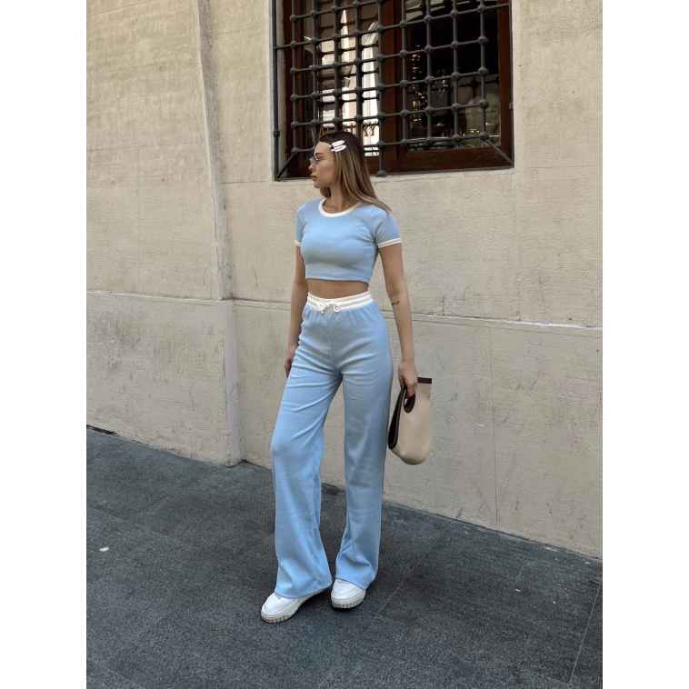 Crop pantolon biyeli takım mavi Crop pantolon biyeli takım mavi