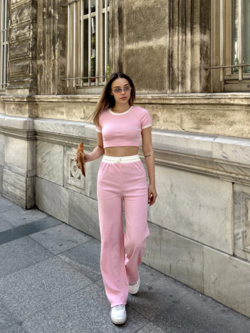 Crop pantolon biyeli takım pembe