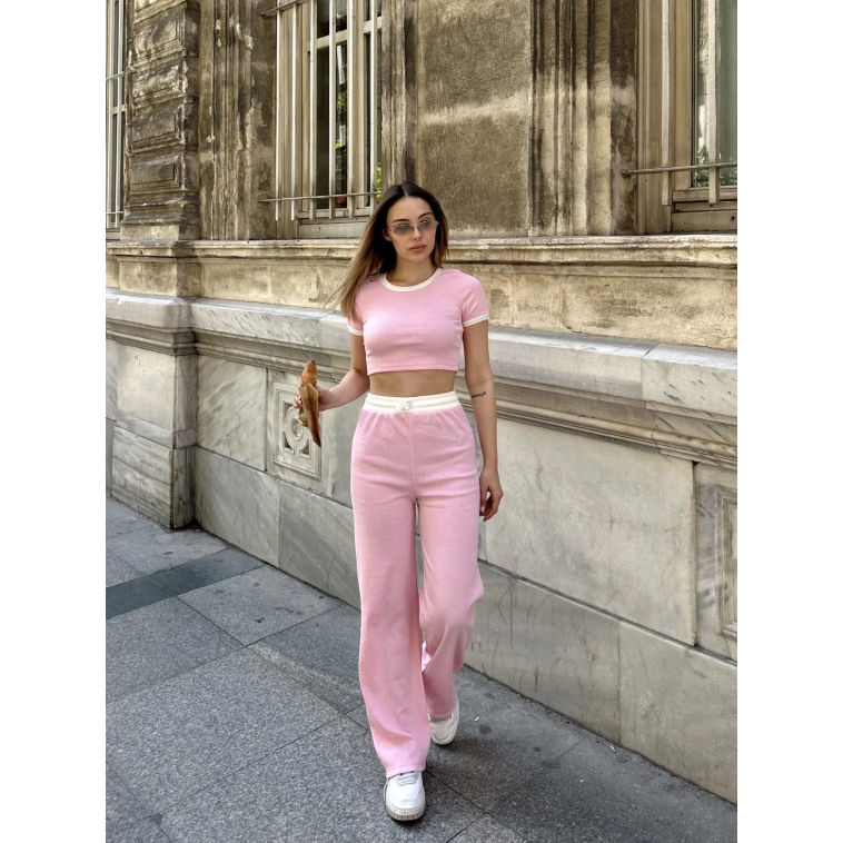 Crop pantolon biyeli takım pembe Crop pantolon biyeli takım pembe