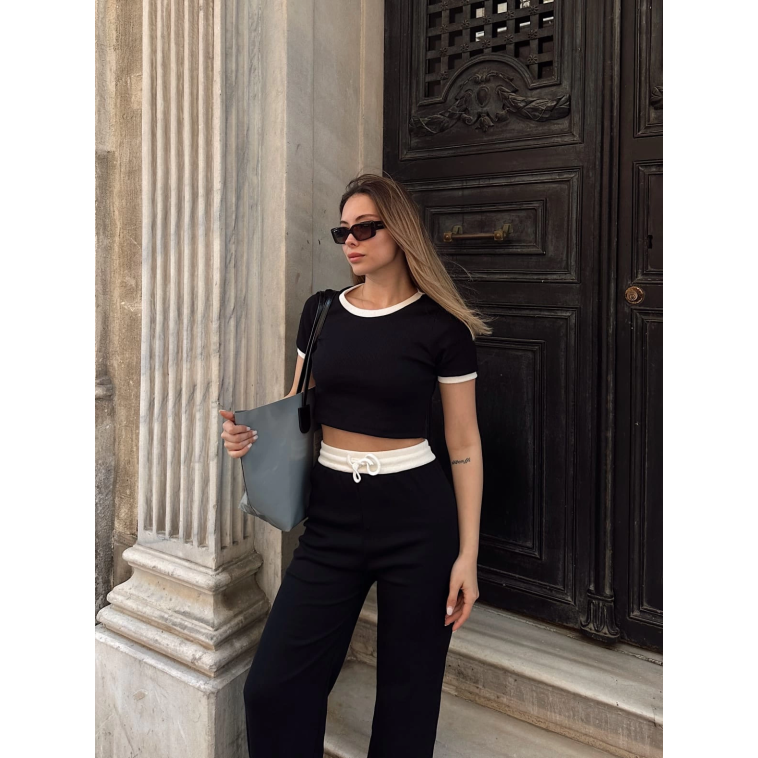 Crop pantolon biyeli takım siyah Crop pantolon biyeli takım siyah