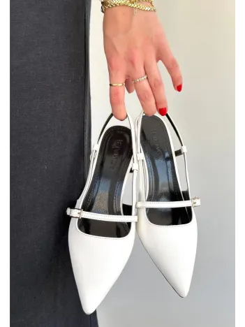 Darina Beyaz Cilt Topuklu Ayakkabı Darina Beyaz Cilt Topuklu Ayakkabı